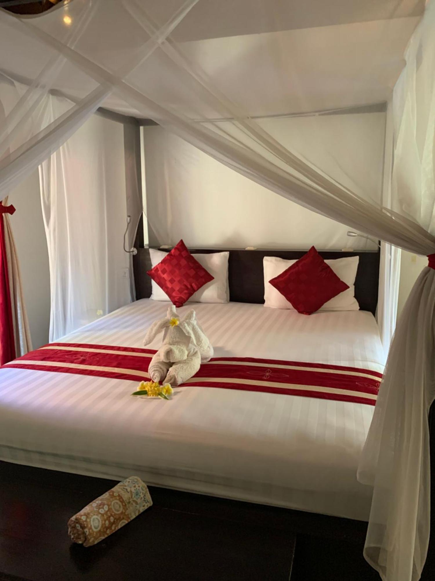 Teluk Karang Dive & Spa Resort Tejakula Eksteriør bilde