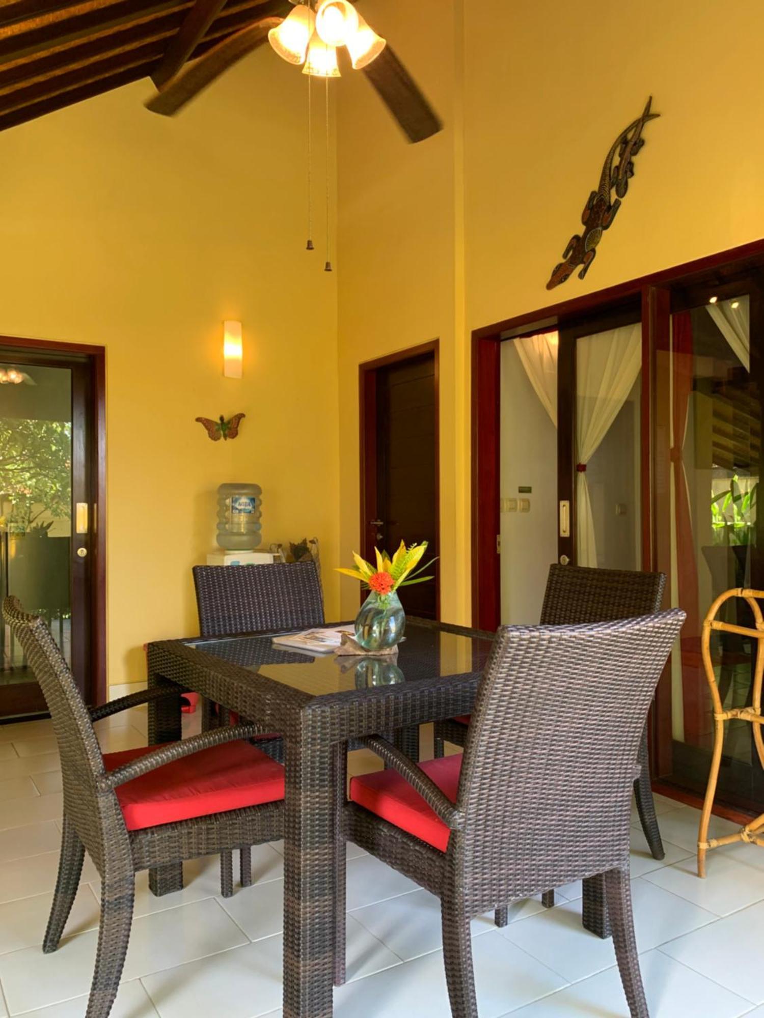 Teluk Karang Dive & Spa Resort Tejakula Eksteriør bilde
