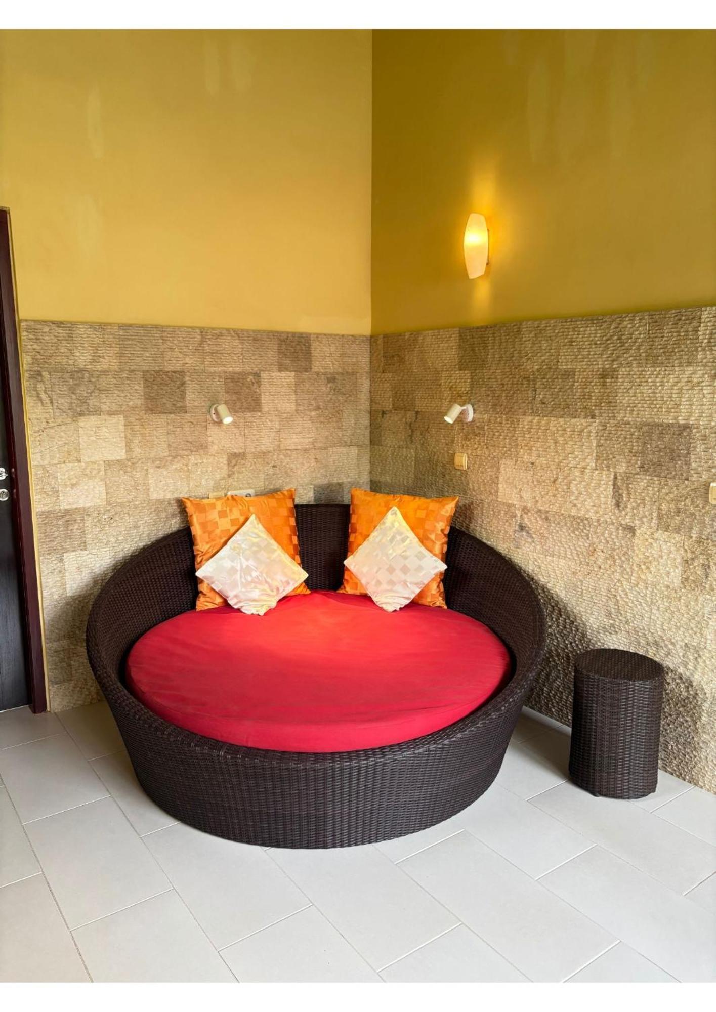 Teluk Karang Dive & Spa Resort Tejakula Eksteriør bilde
